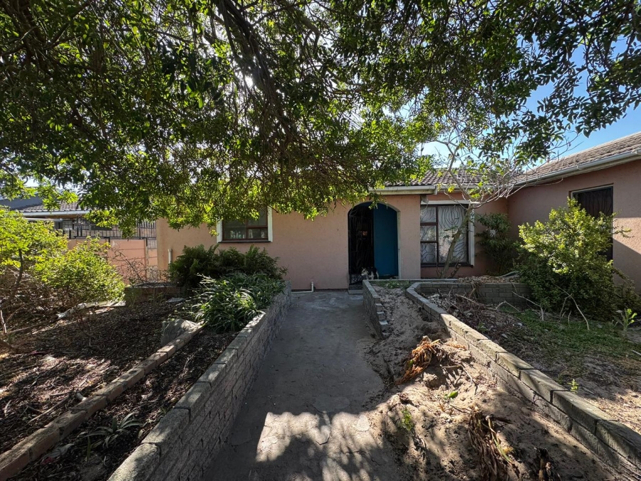 4 Bedroom Property for Sale in Rosedale Western Cape